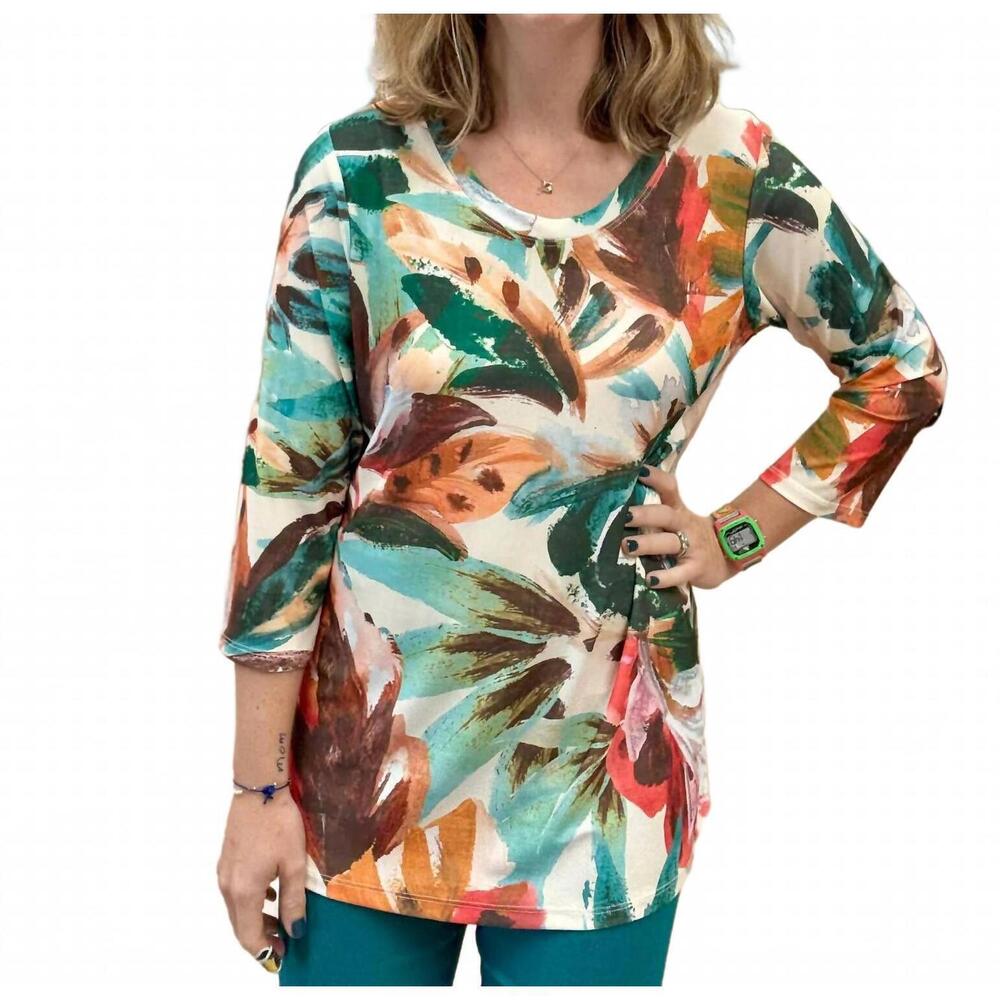 NEW FASHQUE quarter sleeve print top in teal floral